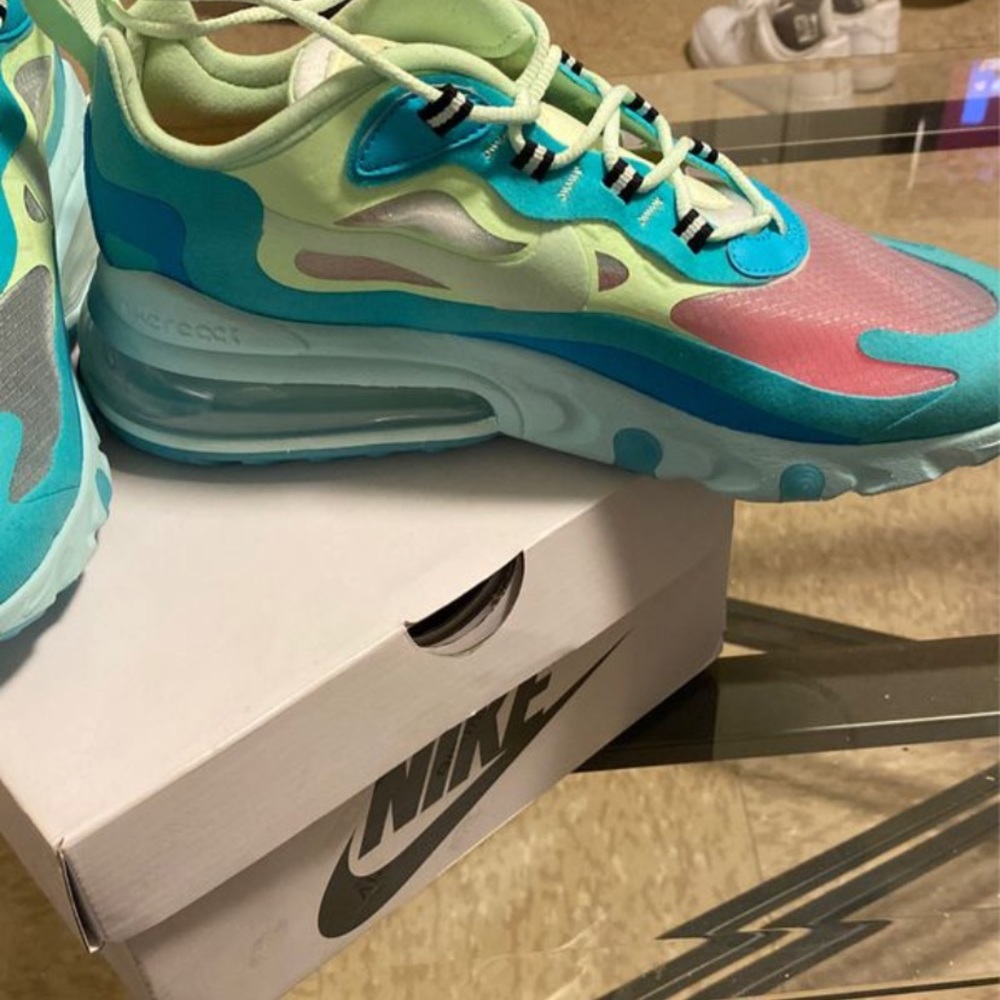Nike AIR MAX Women's Multicolor Sneakers SIZE 8 FITS LIKE AN 8.5 - Picture 7 of 8